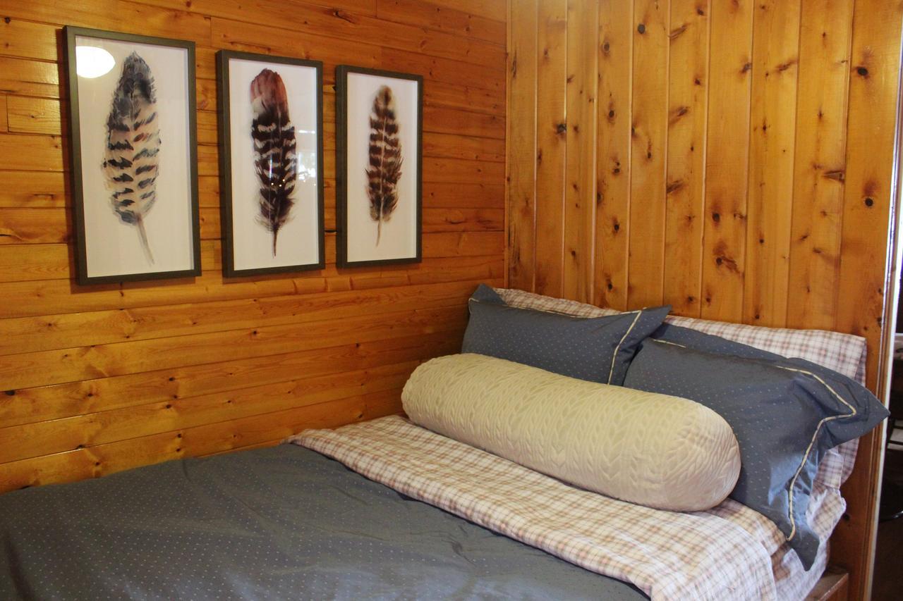 Lakefront Hope Lodge Miller Lake Exteriér fotografie