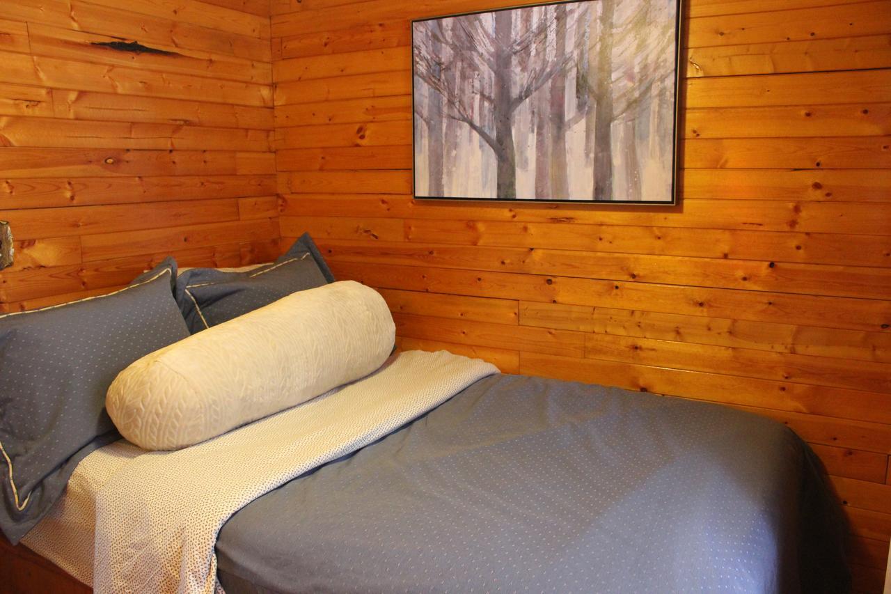 Lakefront Hope Lodge Miller Lake Exteriér fotografie