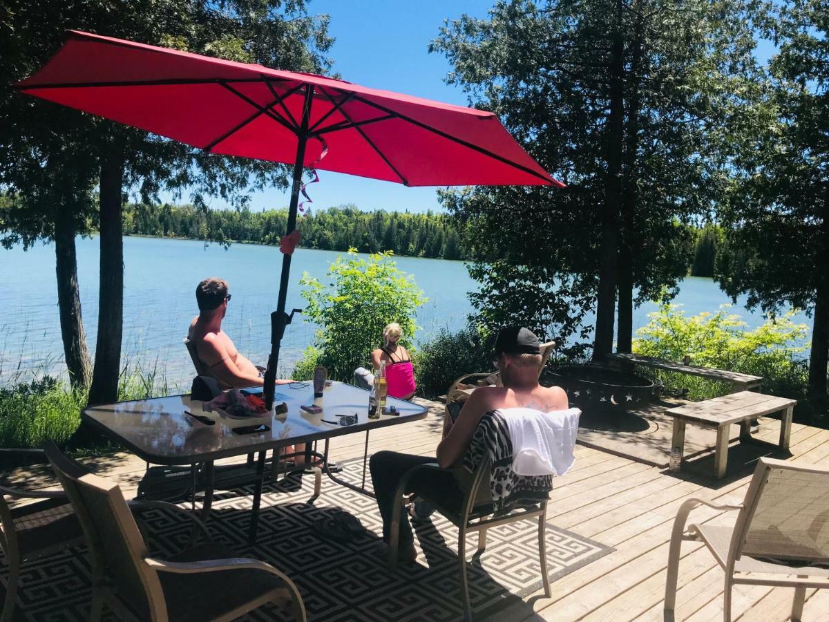 Lakefront Hope Lodge Miller Lake Exteriér fotografie