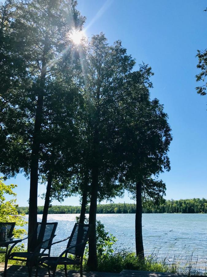 Lakefront Hope Lodge Miller Lake Exteriér fotografie